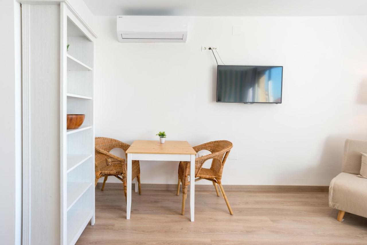 Appartement Urbe10 Atarazanas Premium Loft 4 à Málaga Extérieur photo