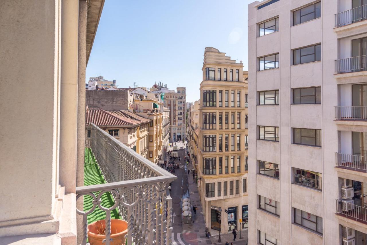 Appartement Urbe10 Atarazanas Premium Loft 4 à Málaga Extérieur photo