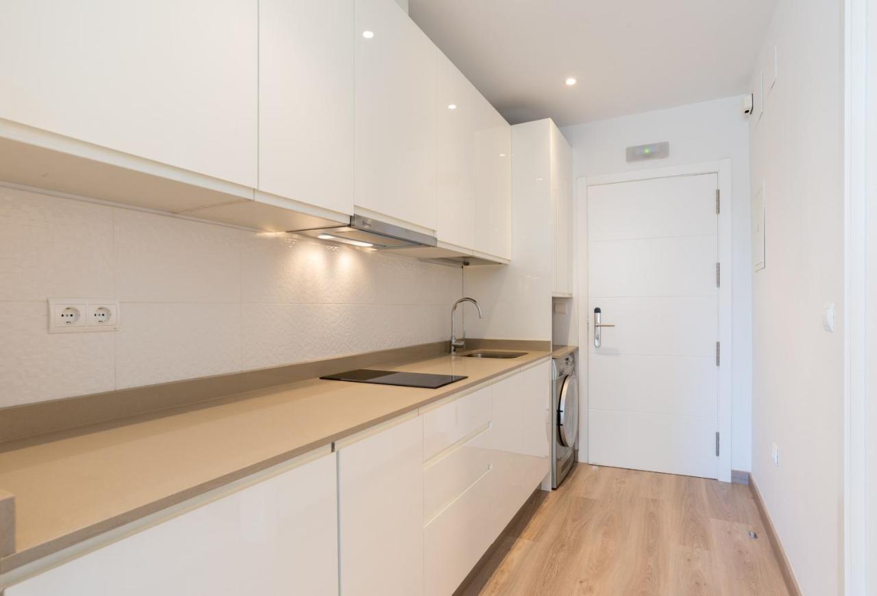 Appartement Urbe10 Atarazanas Premium Loft 4 à Málaga Extérieur photo